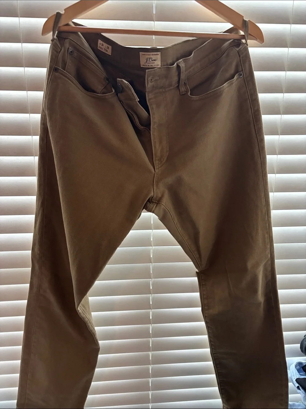 J. Crew Men’s 770 5 pocket in Olive brown